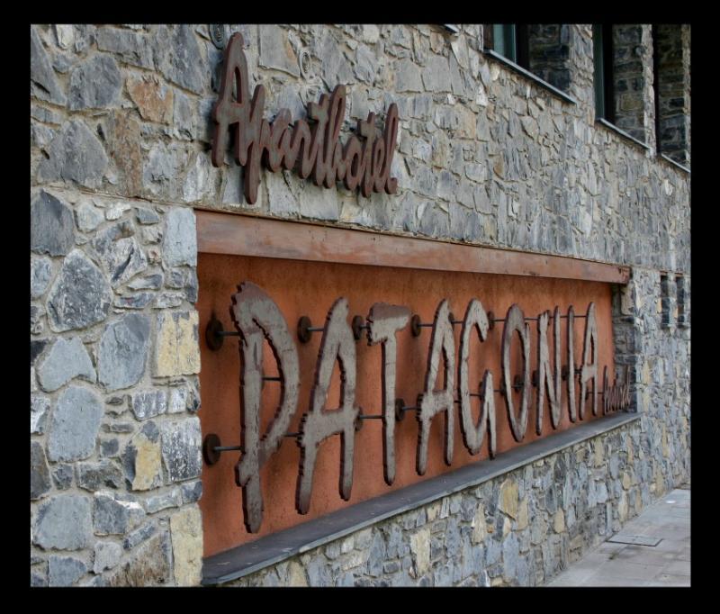 Atiram Patagonia Hotel Arinsal Bagian luar foto